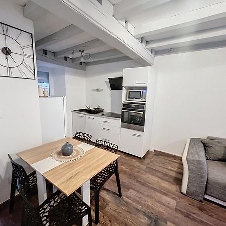 Appartement Au Centre-Ville Chaumont  Eksteriør bilde